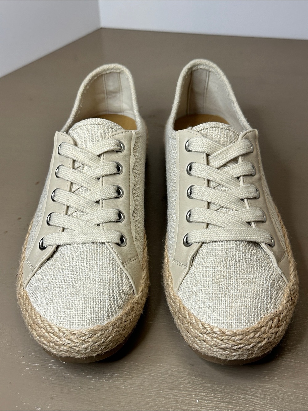 Tommy Bahama Gala Linen Espadrille Sneakers Beige Size 7M